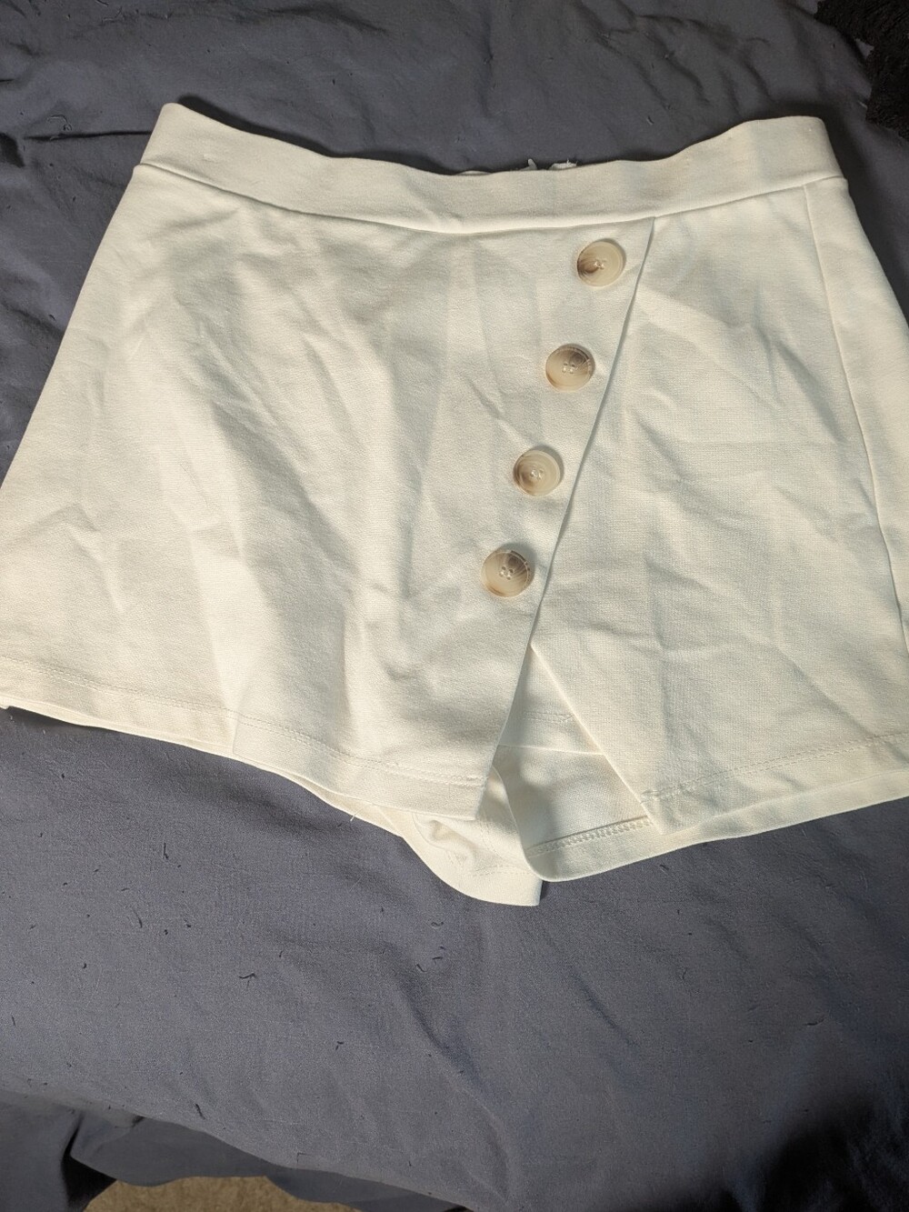 Altar'd State Cream Button Skort Size M Asymmetrical Stretch Mini